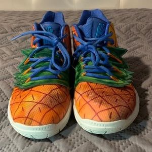 Kyrie 5 sponge bob size 5.5y
